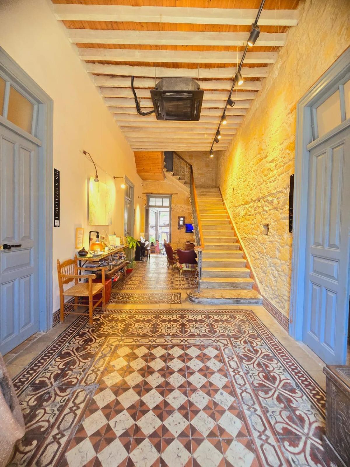 Tasev Guesthouse Никосия Экстерьер фото